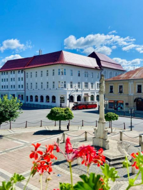 Hotel Ďumbier, Brezno